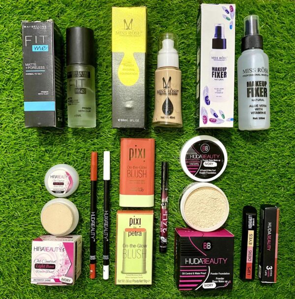 10 in one makeup deal – Buy Online in Pakistan at bazariopk.com